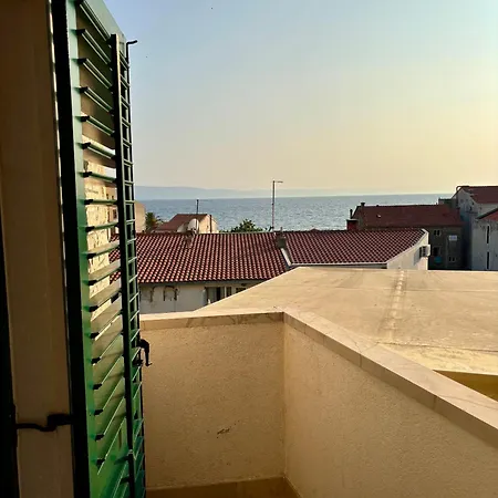 Apartment And Sun & Sea